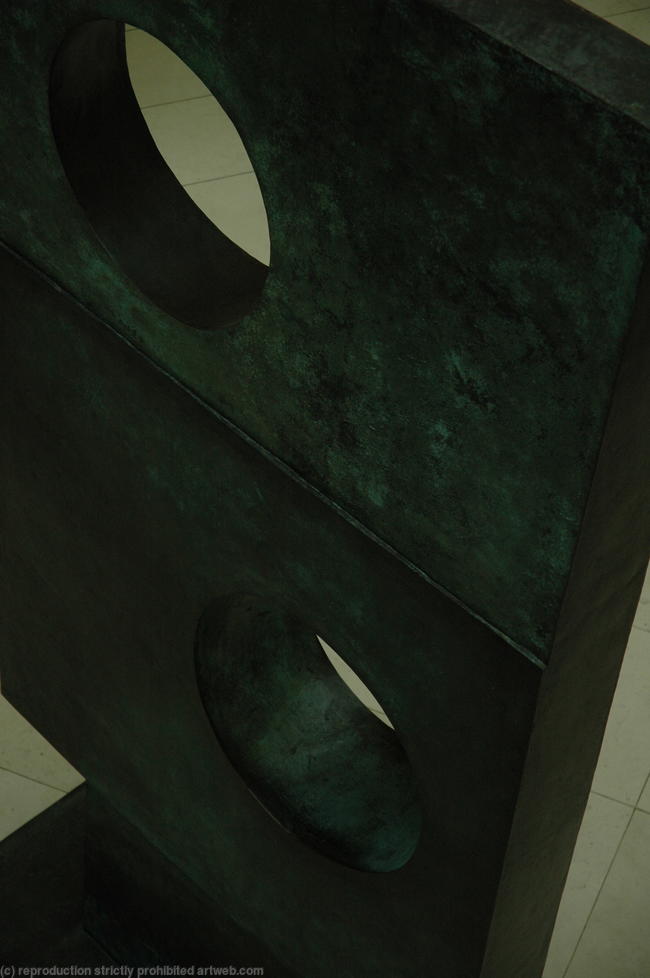 Barbara Hepworth2