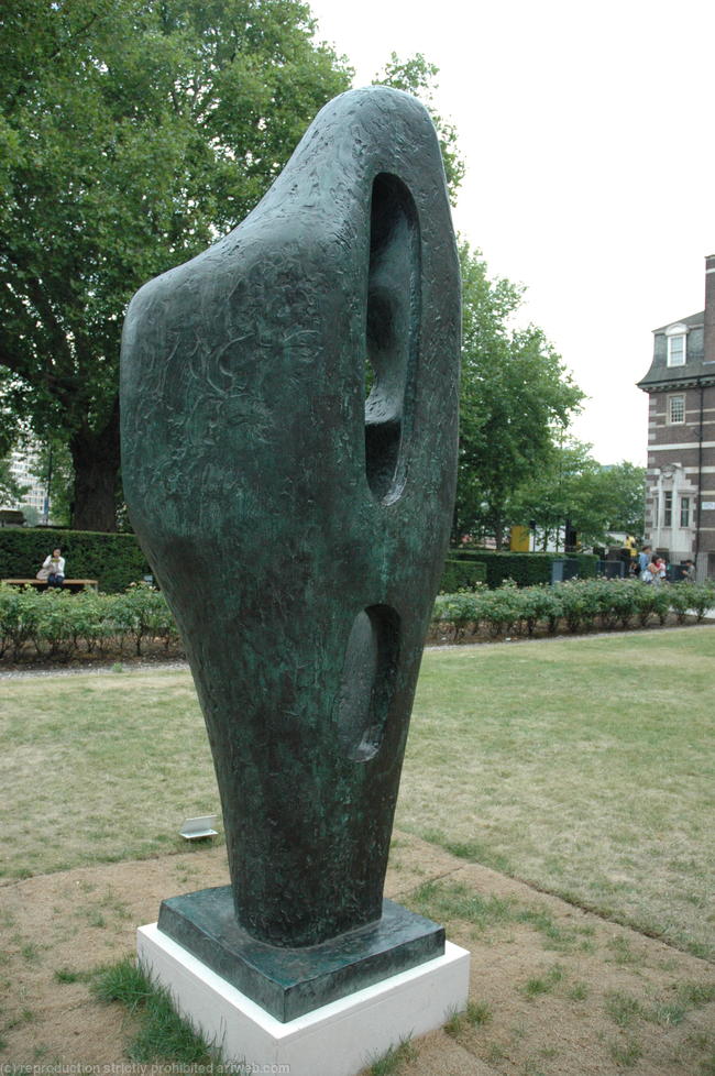 Barbara Hepworth5