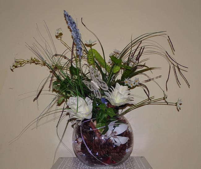 Bowl - white flower & grass