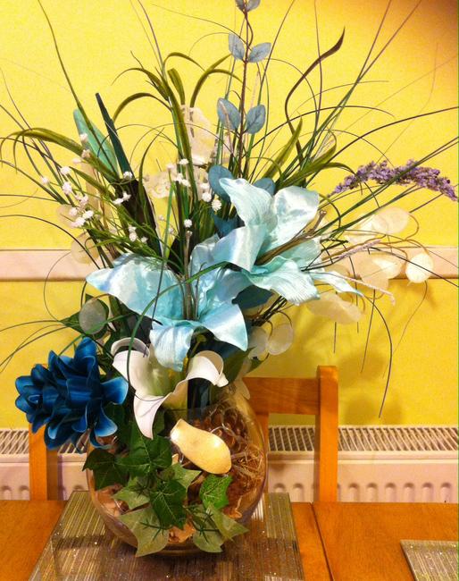 Turquoise Lily Bowl