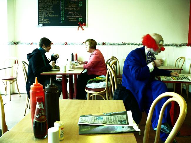 Clowns 2