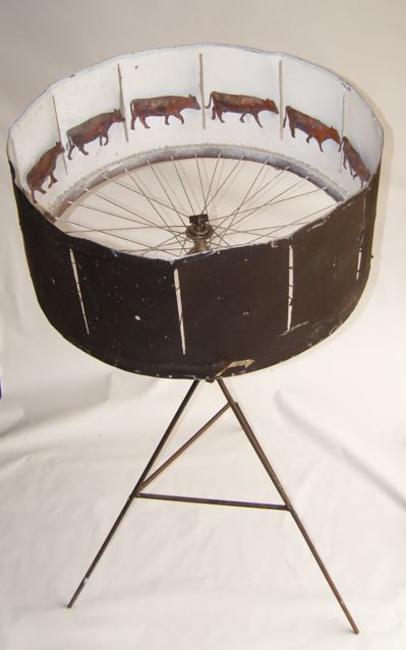 walking cow zoetrope