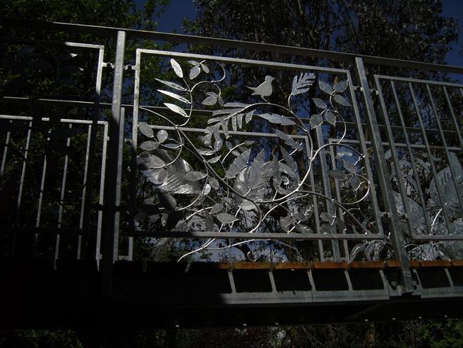 bridge handrail