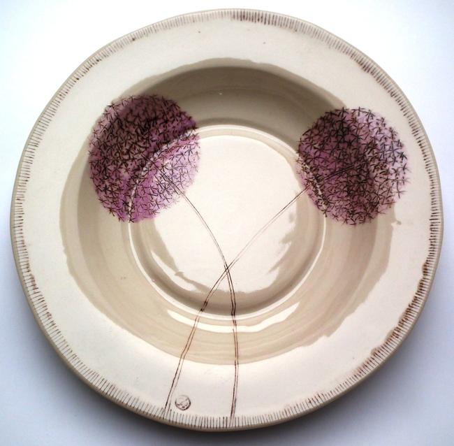 Large round allium dish
