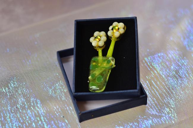 Green Flower Pot Brooch