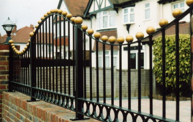 Bow Top Railings