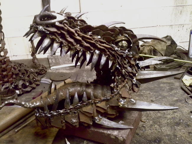 Dragon sculpture