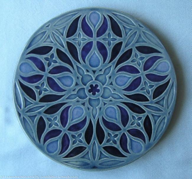 Large Malvern Tile - Round