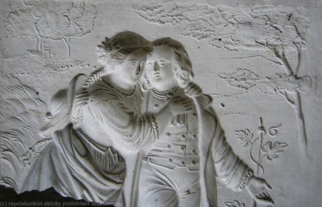 The Happy Couple (Vase Mould)
