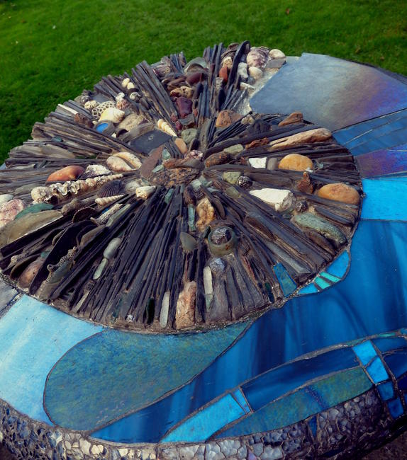 Spiral wall sculpture