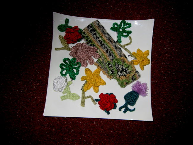 Flower brooches and headband
