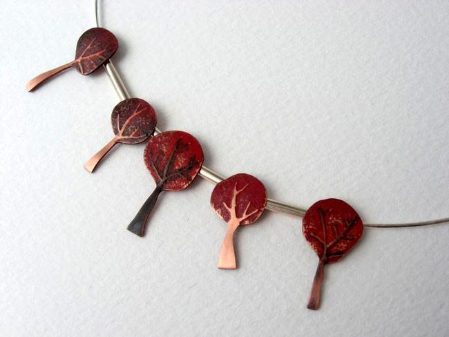 5 trees necklace