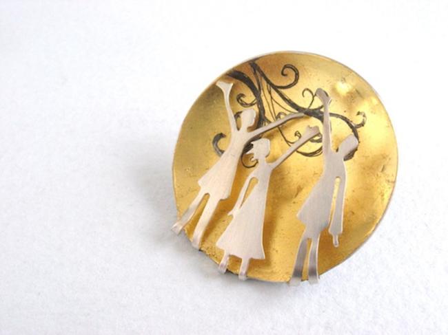 the breeze above our heads brooch