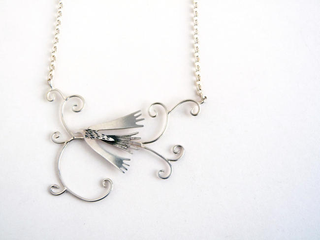 single sunbird necklace