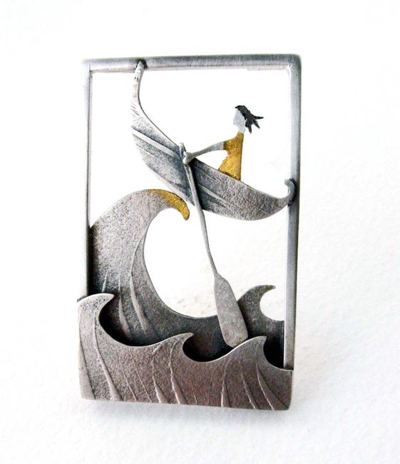 Crest of a wave brooch