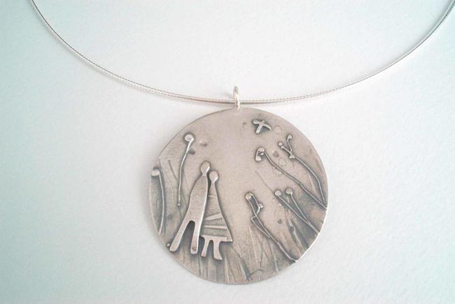 meadow days pendant