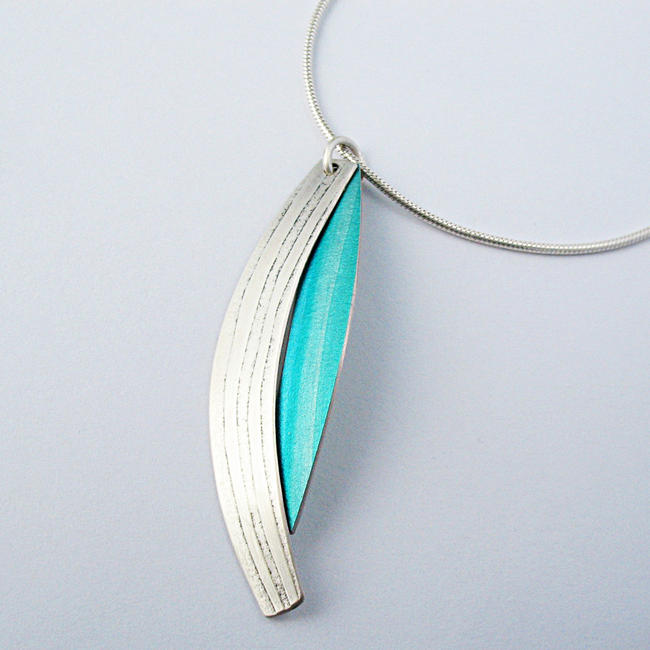 WG5 Milled silver and jade aluminium pendant