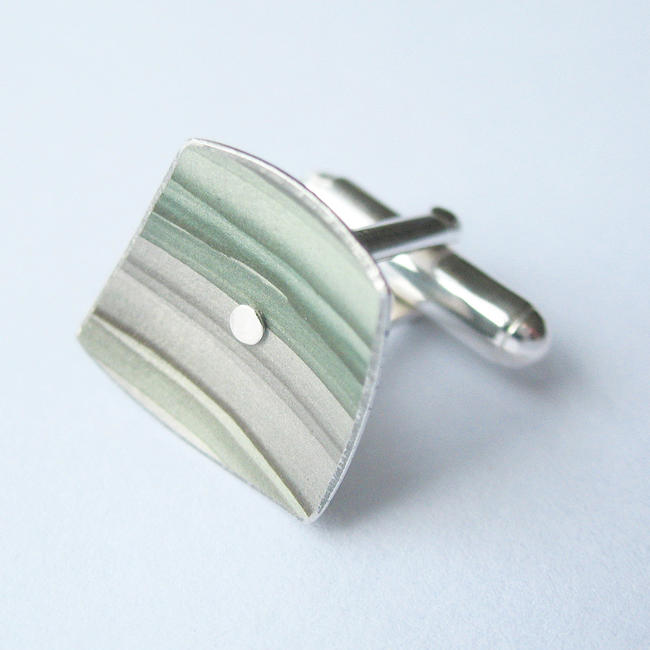 ST15 Square curved cufflinks in grey/green