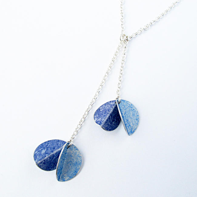 FO3 Double folded ovals necklace in light blue/lavender