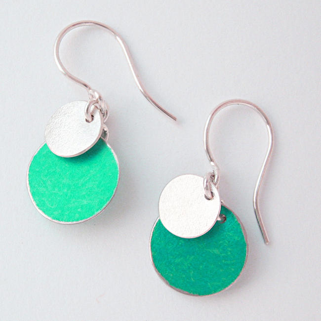 FD3 Silver and aluminium flat disc drop earrings in green
