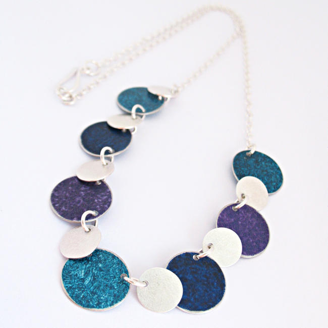 FD12 Flat disc necklace in purple, petrol and indigo