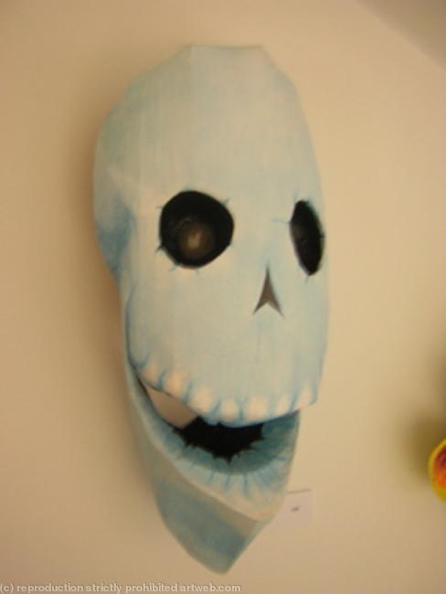Comic skull