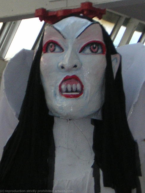 bride of dracula gegant