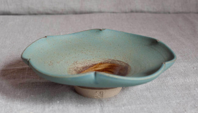 Medium Leaf Dish 13-6-32