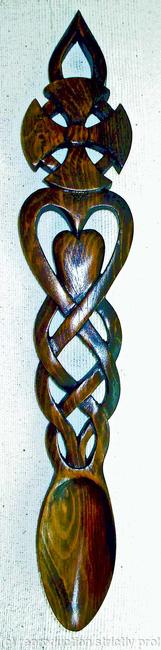 W10* Celtic Cross, Hearts and open Knotwork