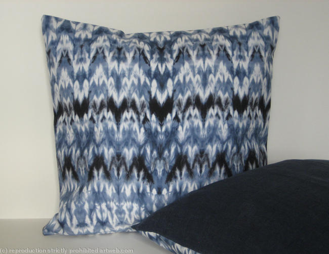 cushion item 2733 1 in stock