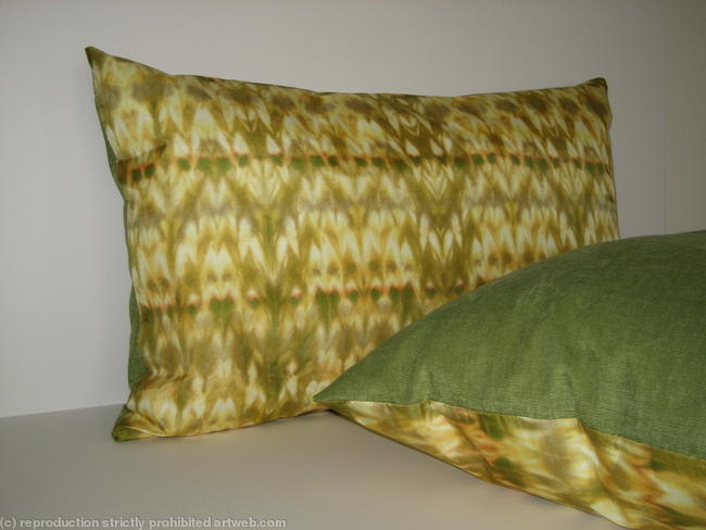 cushion item 2755 2 in stock
