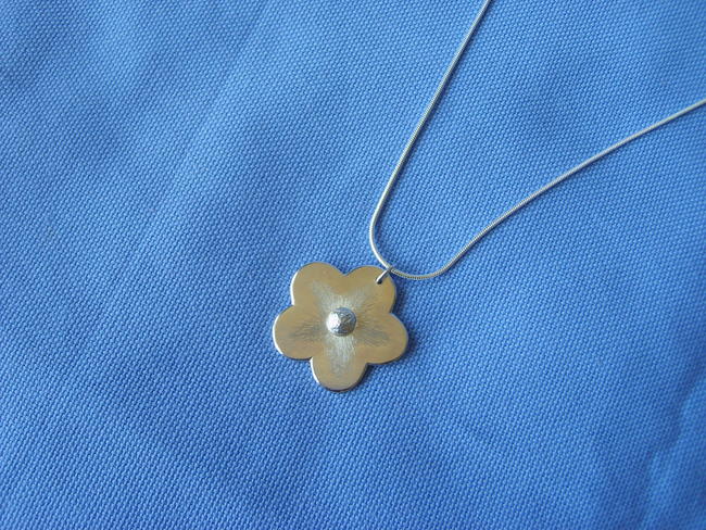 Flower pendant