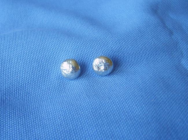 Nugget stud earrings
