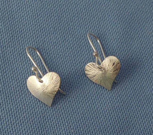 Shimmer heart earrings