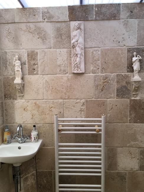 Roman bathroom
