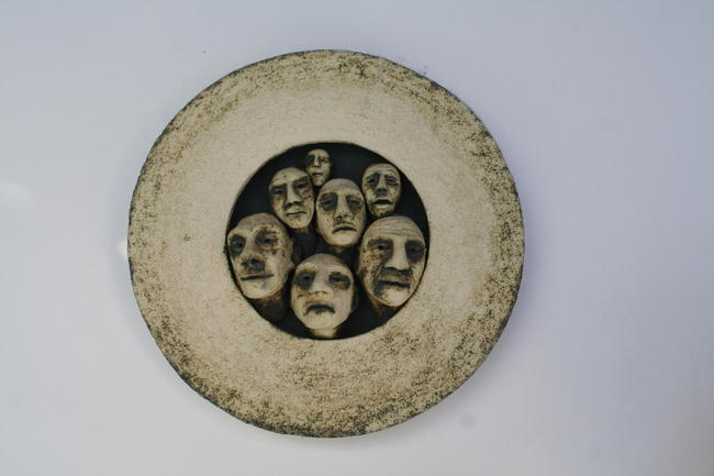 Untitled (heads in circle)