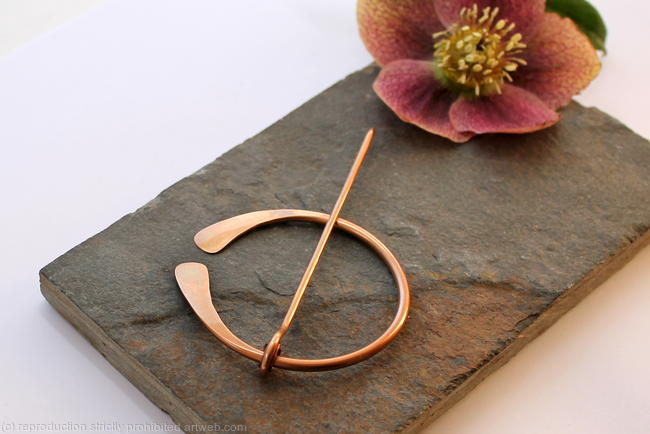 Penannular Brooch - Smooth Antiqued Bronze - large