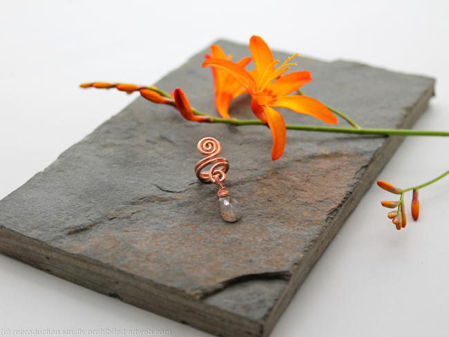 Spiral with Labradorite dangle Beard, Dreadlock or braid ring or bead - Shiny Copper - Medium
