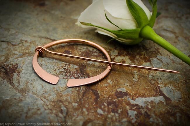 Handmade Penannular Brooch - Smooth Copper - extra large - Historical Reenactment - Celtic , Viking or Scottish pin