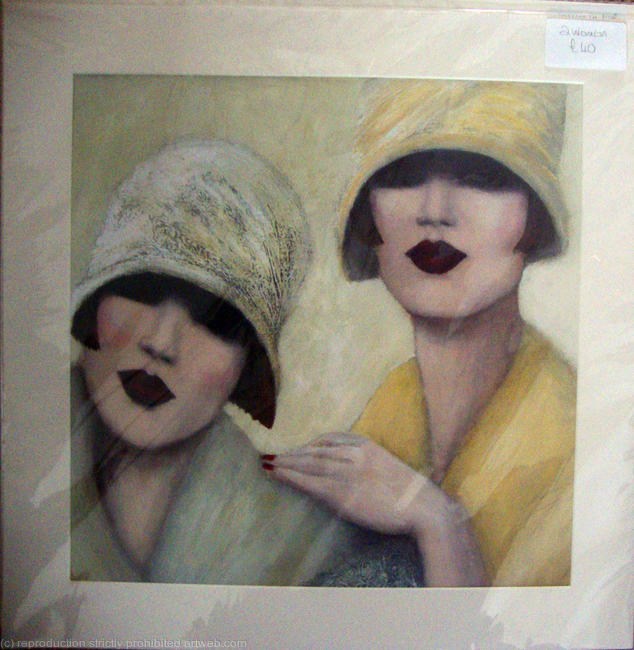 2 WOMEN PRINT