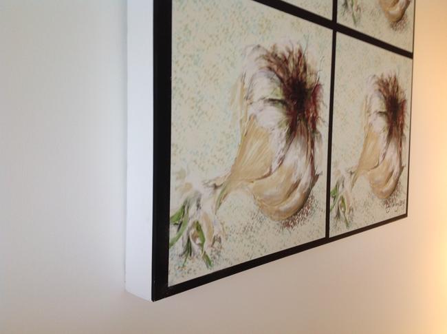 Canvas corner detail