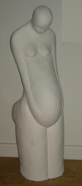 La femme enceinte grande