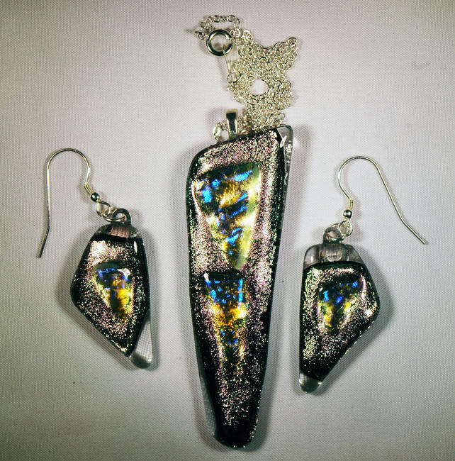 Dichroic Necklace 041 - £20