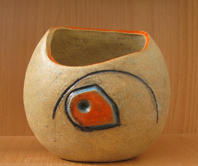 A stoneware bowl