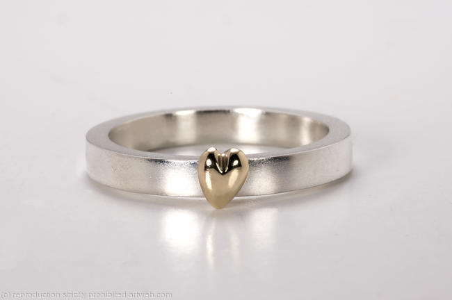 Lisa: Heart of Gold Ring