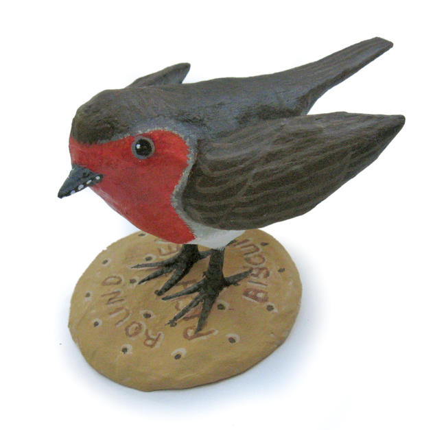 Robin on Rich Tea