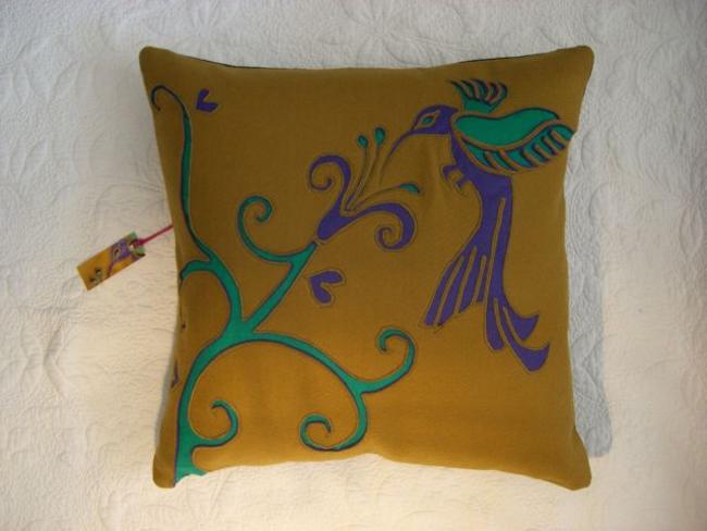 Hummingbird - cushion