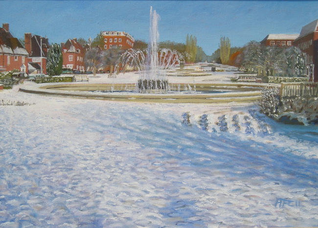 Welwyn Garden City Fountain-Snow