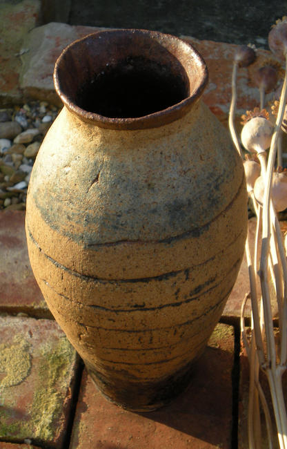 stoneware vessel 1