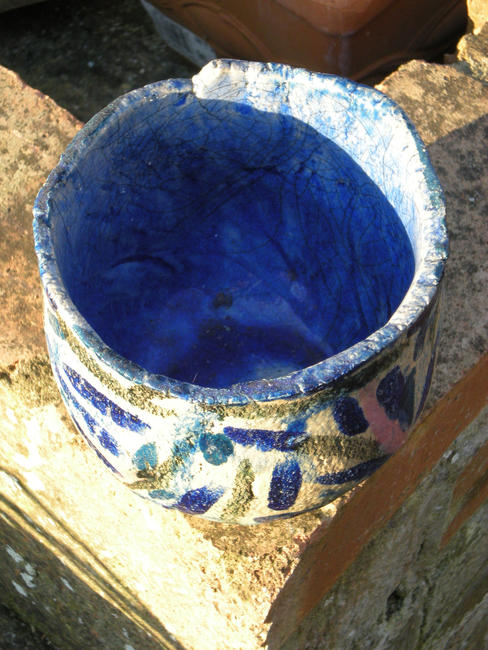 small stoneware pot 1
